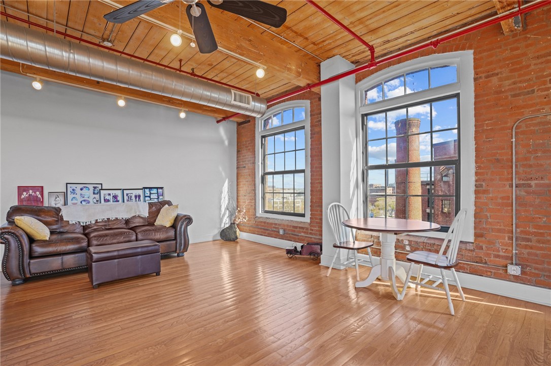 14 Imperial Place 604