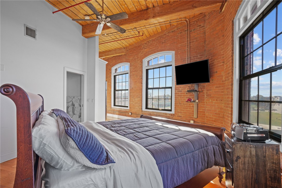 14 Imperial Place 604