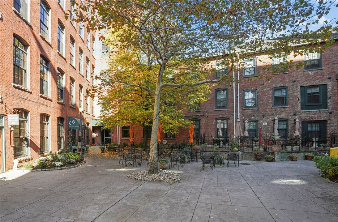 14 Imperial Place 604