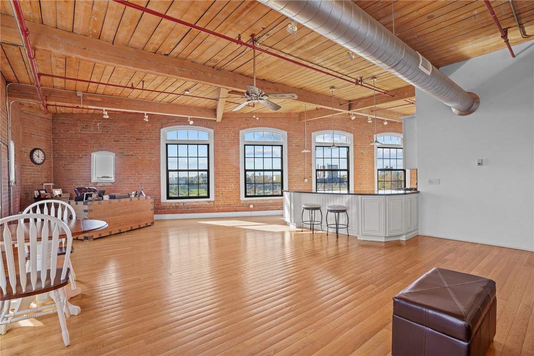 14 Imperial Place 604