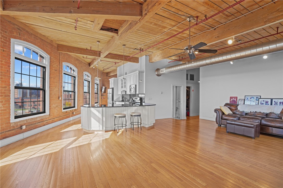 14 Imperial Place 604