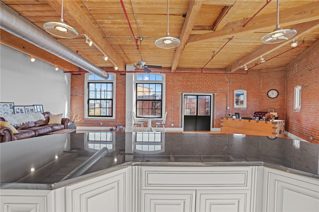 14 Imperial Place 604