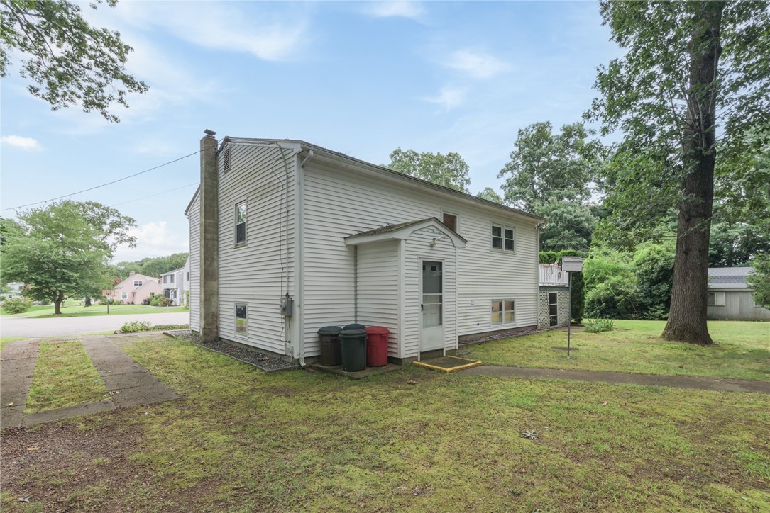32 Laurel Lane