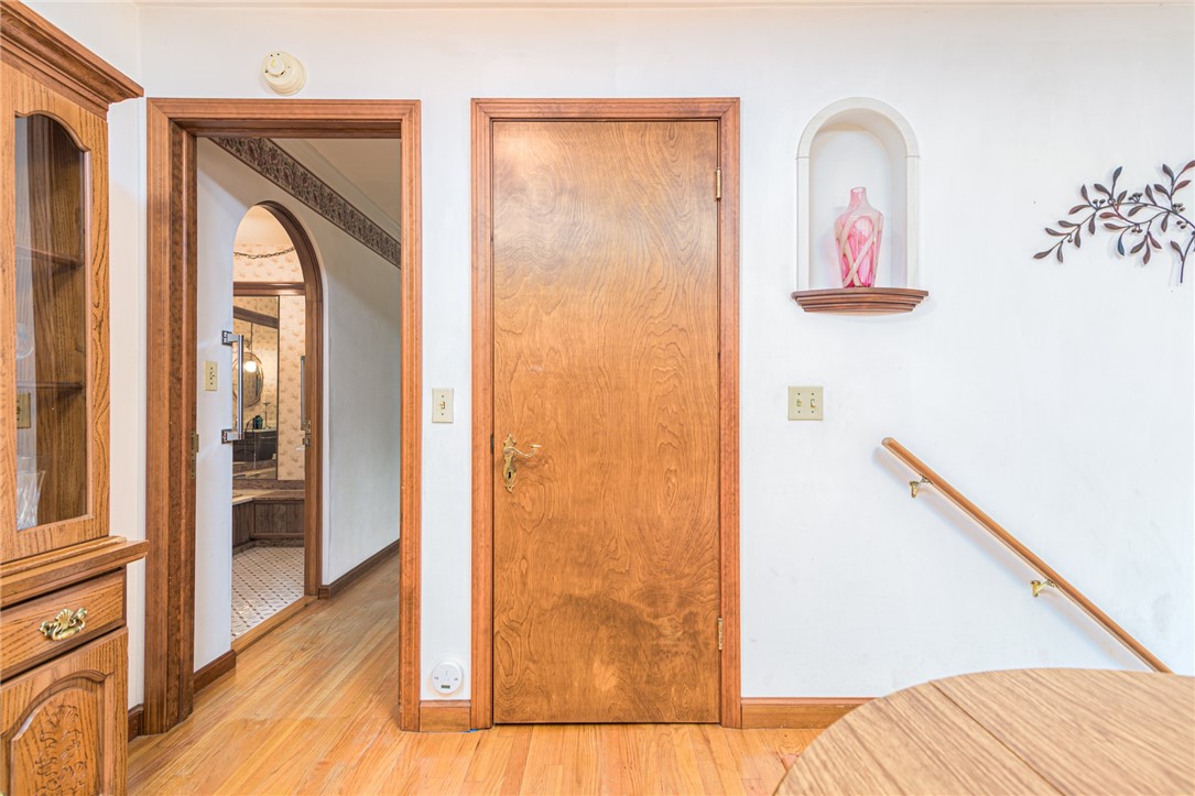 32 Laurel Lane