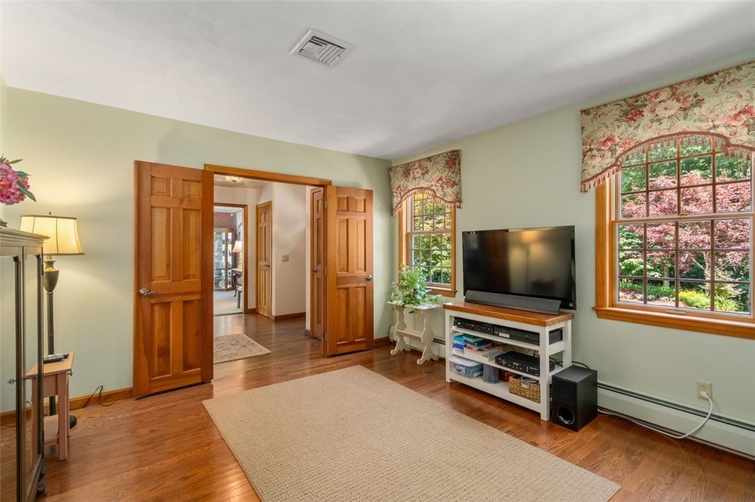 23 Lincoln Drive