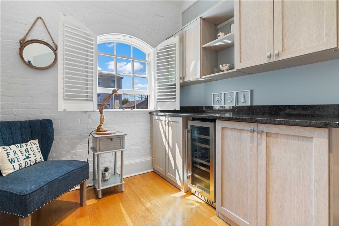 423 Hope Street CH-2