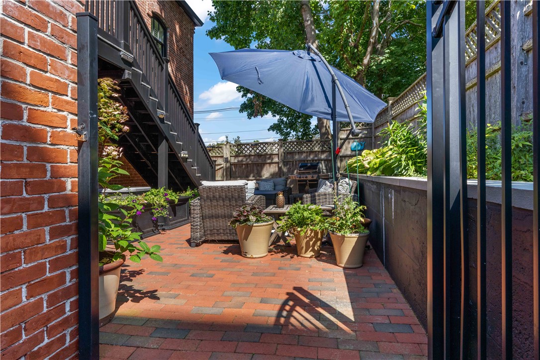 423 Hope Street CH-2