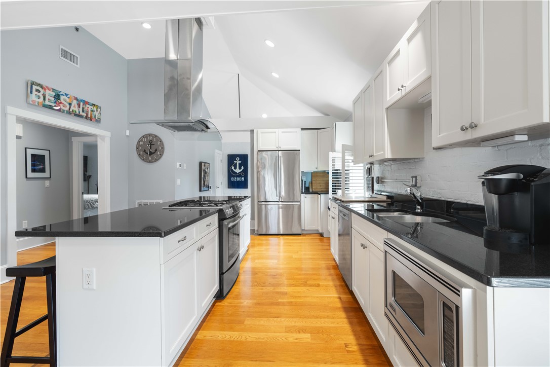 423 Hope Street CH-2