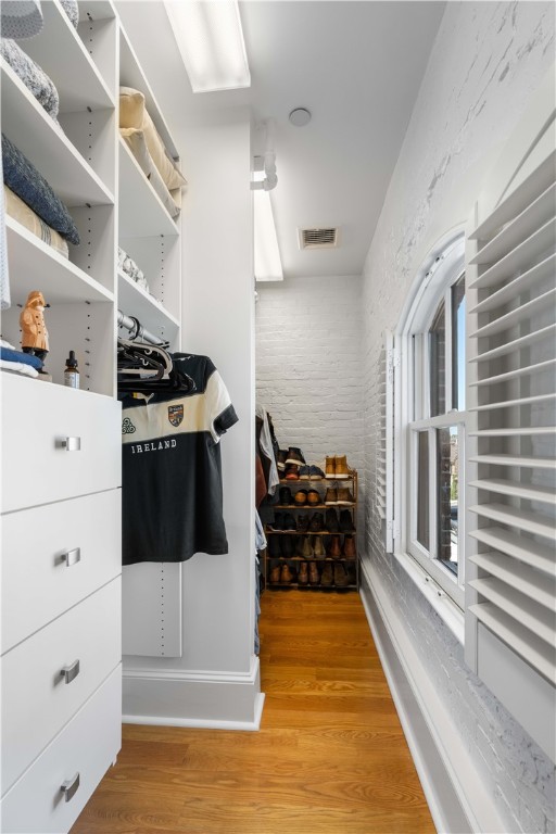 423 Hope Street CH-2