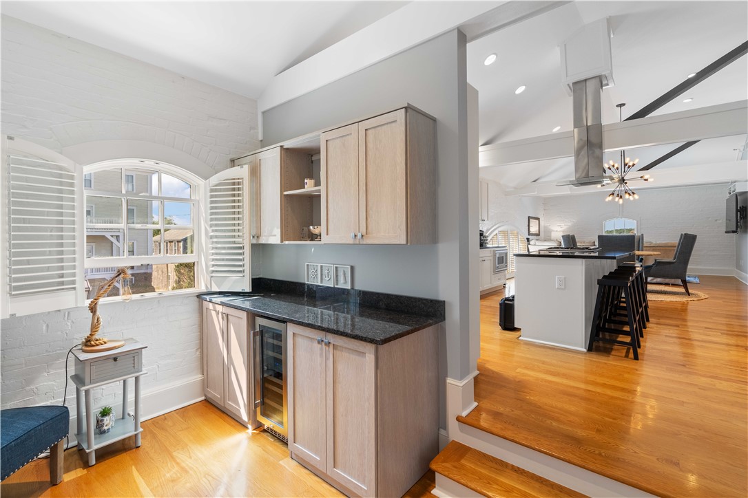 423 Hope Street CH-2