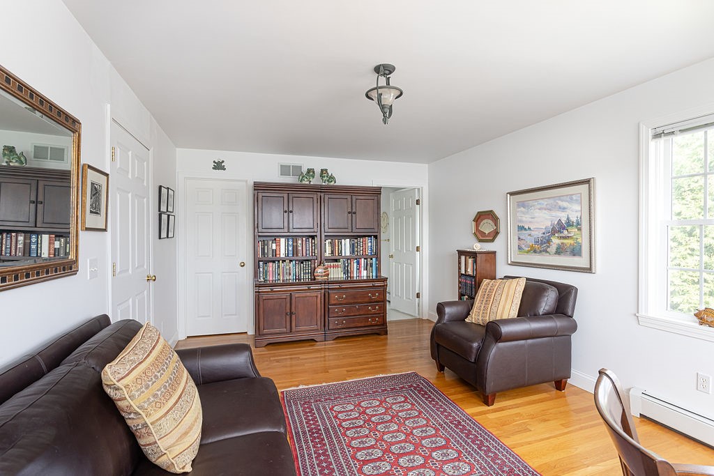 160 Sakonnet Drive