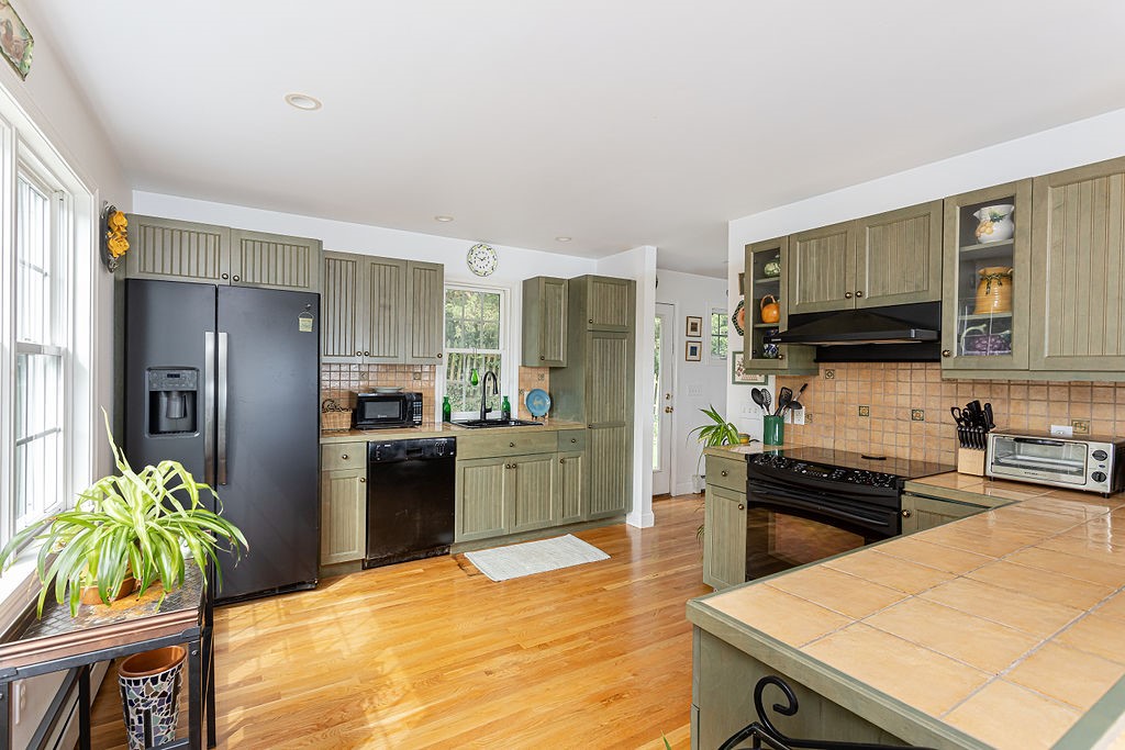 160 Sakonnet Drive
