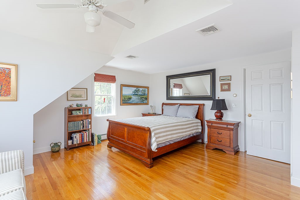 160 Sakonnet Drive