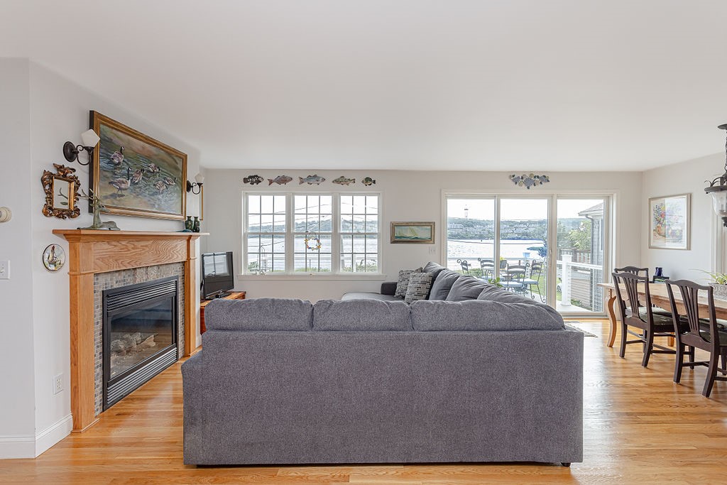 160 Sakonnet Drive
