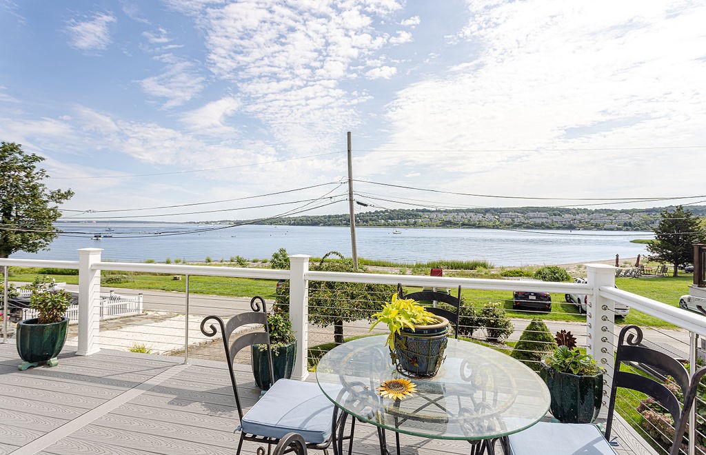 160 Sakonnet Drive