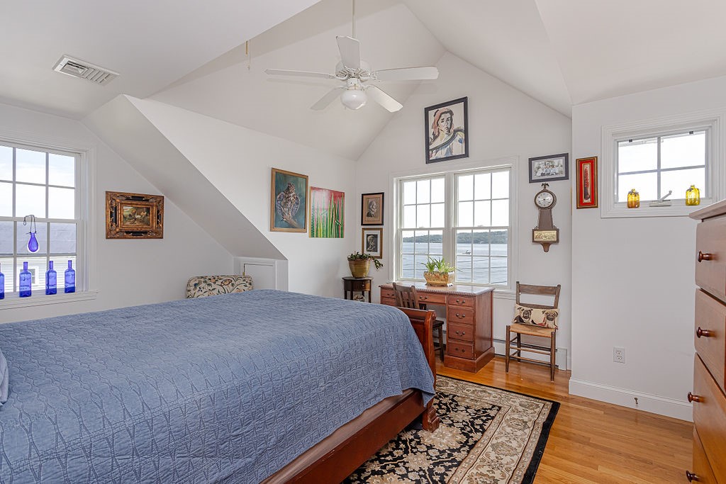 160 Sakonnet Drive