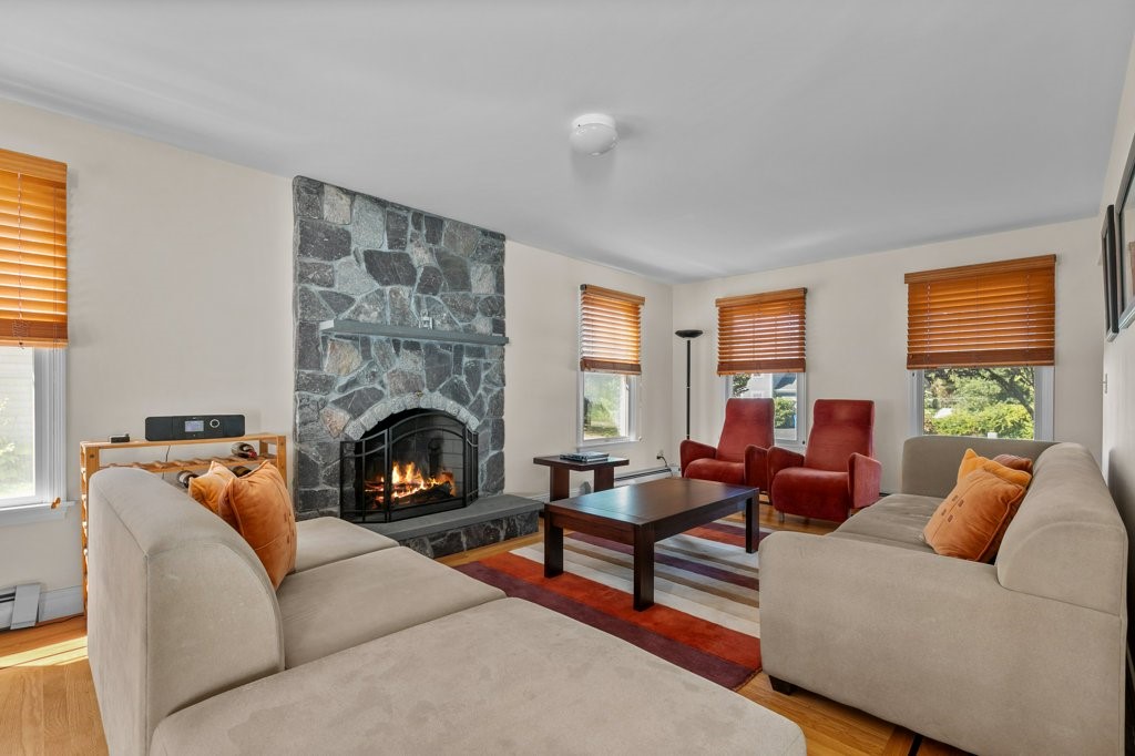 42 Pequot Lane