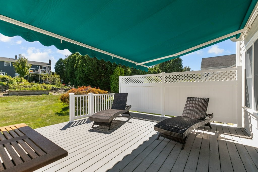 42 Pequot Lane
