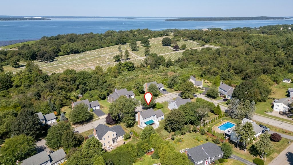 42 Pequot Lane