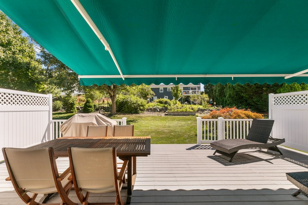 42 Pequot Lane