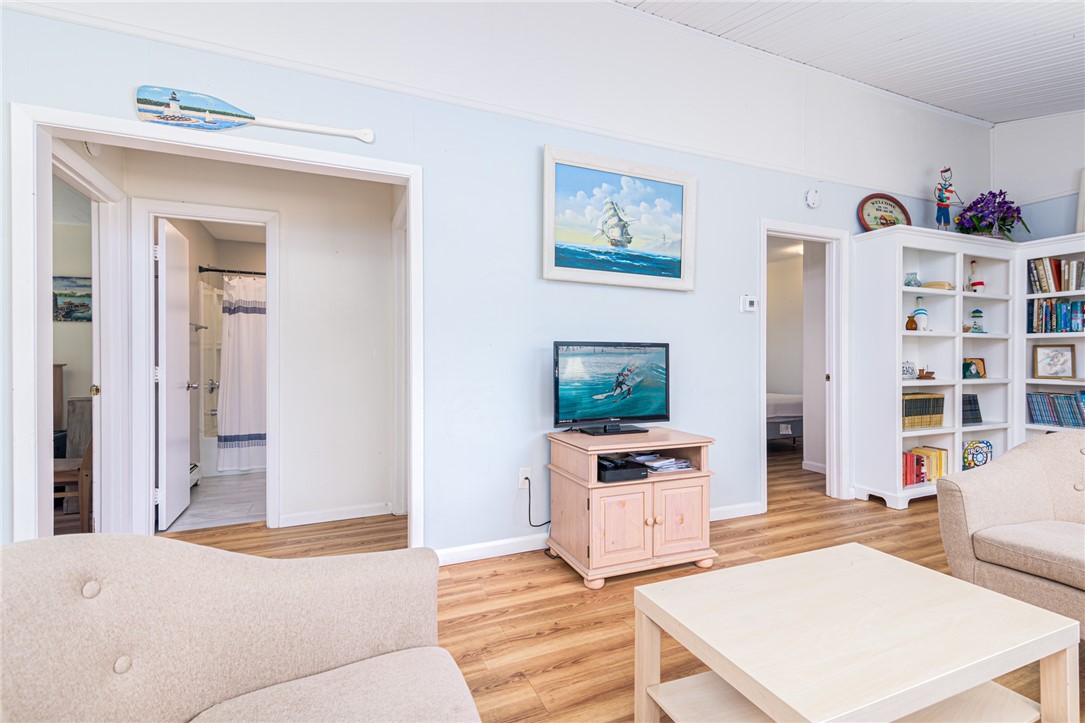 9 Ponagansett Parkway B