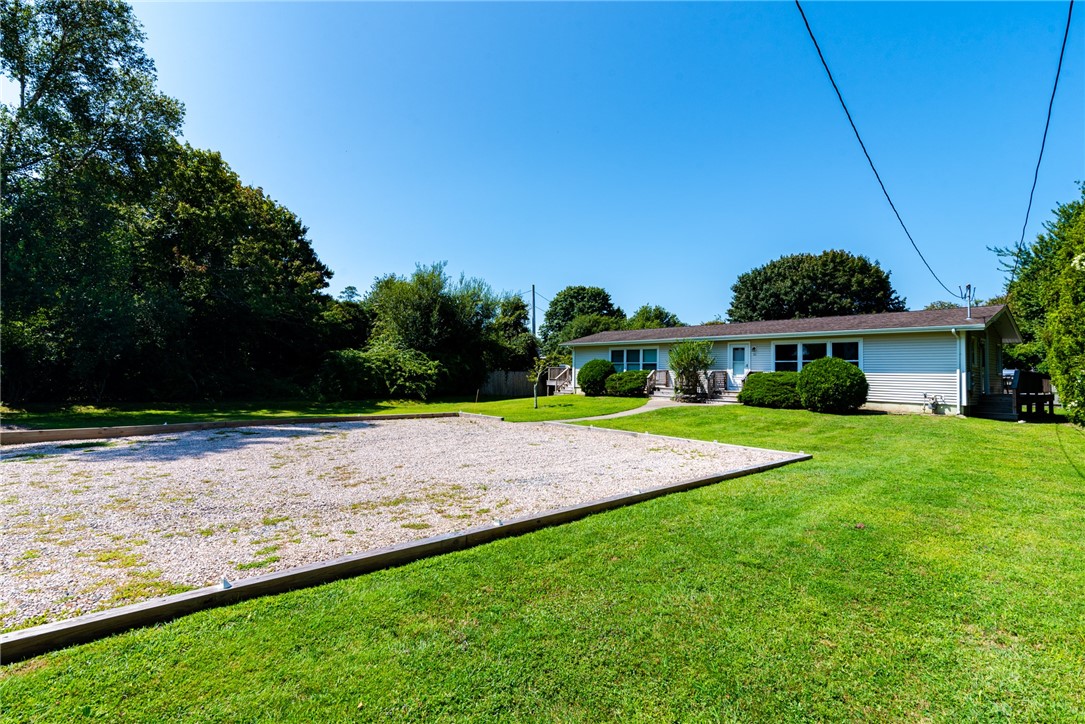 9 Ponagansett Parkway B