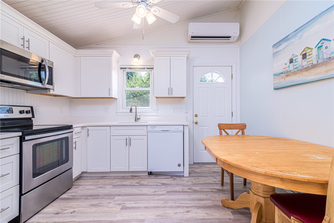 9 Ponagansett Parkway B