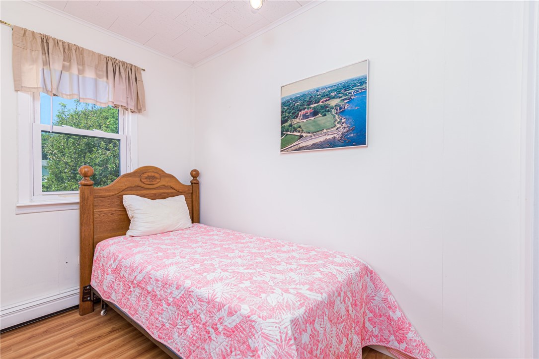 9 Ponagansett Parkway B