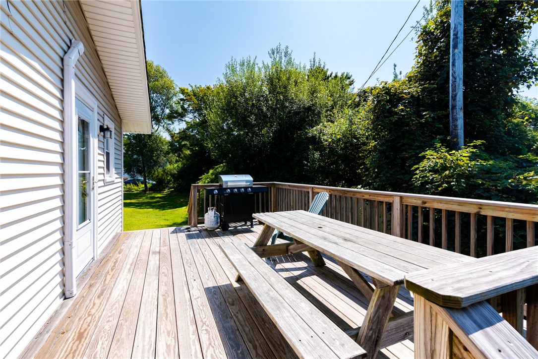 9 Ponagansett Parkway B