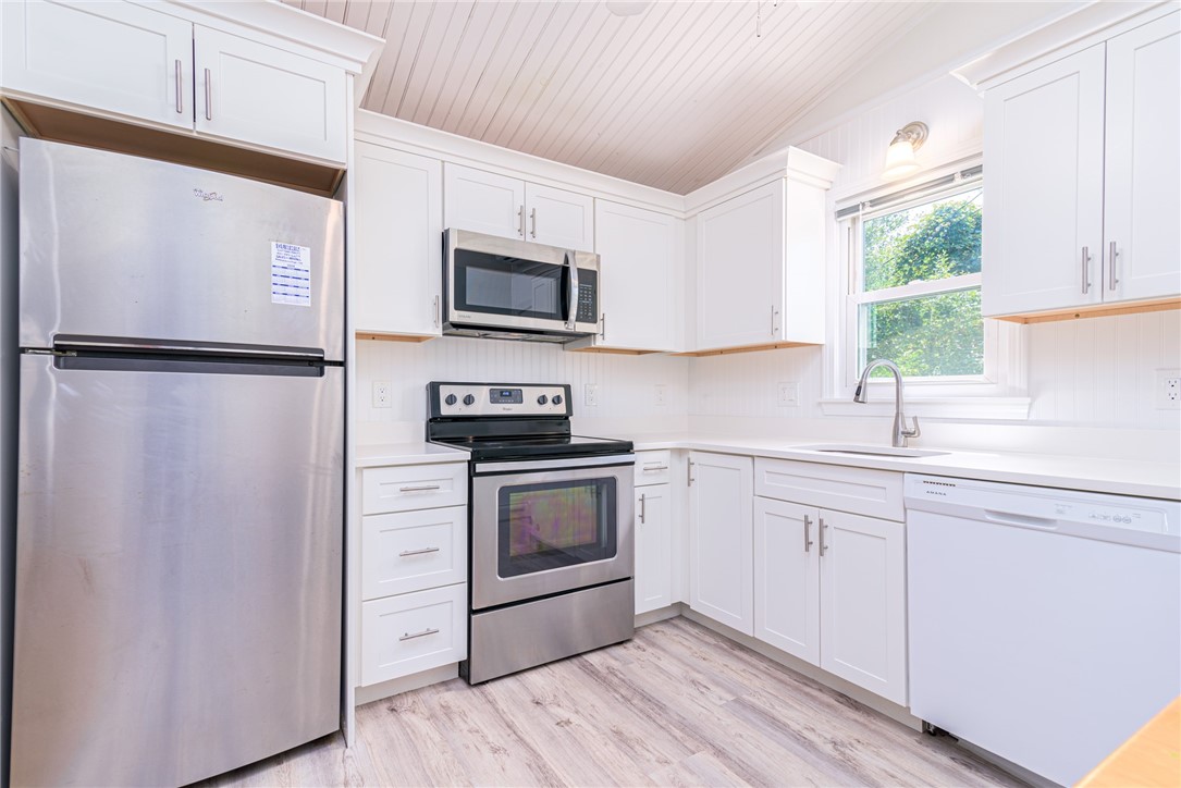 9 Ponagansett Parkway B