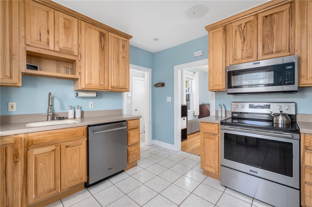 40 Grand View Drive