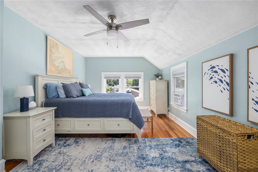 40 Grand View Drive