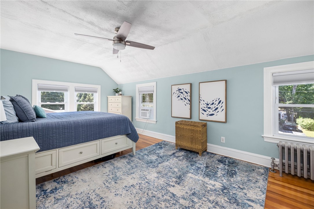 40 Grand View Drive