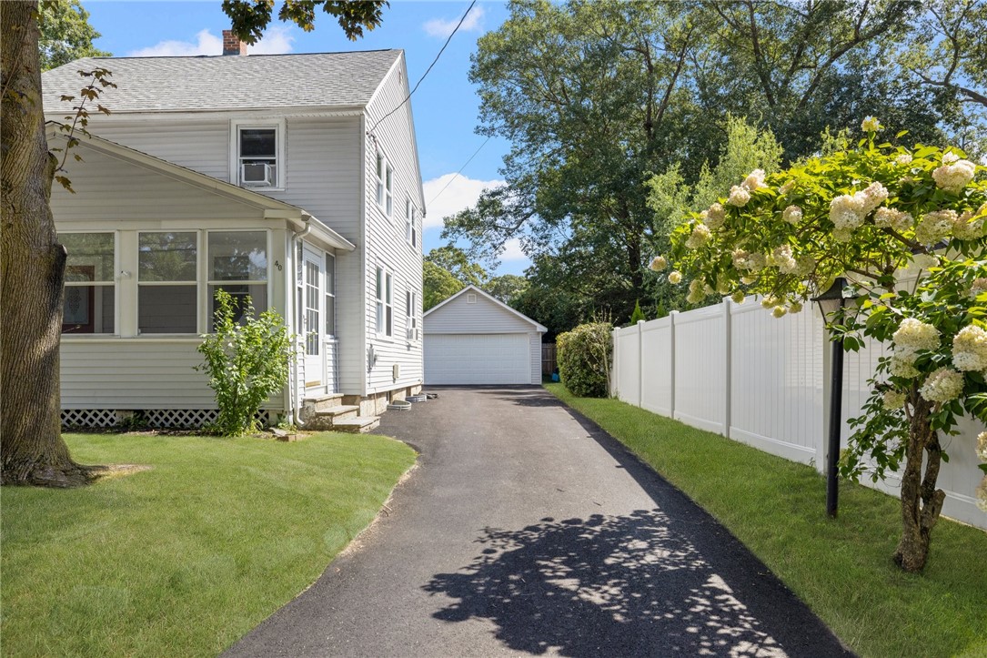40 Grand View Drive