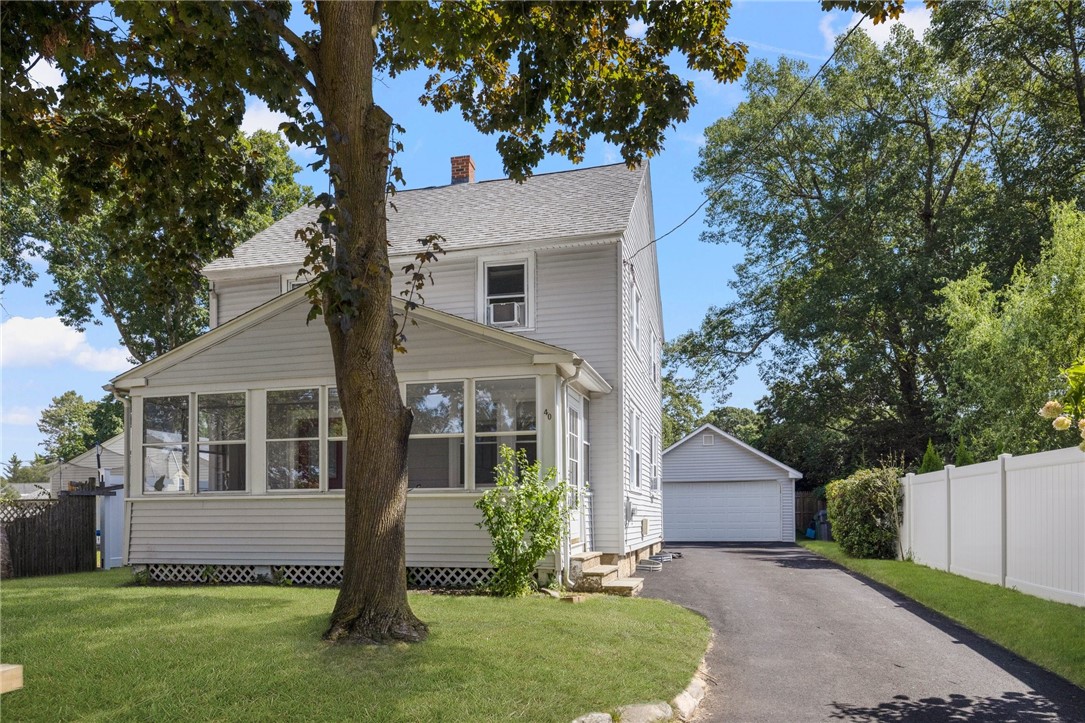 40 Grand View Drive