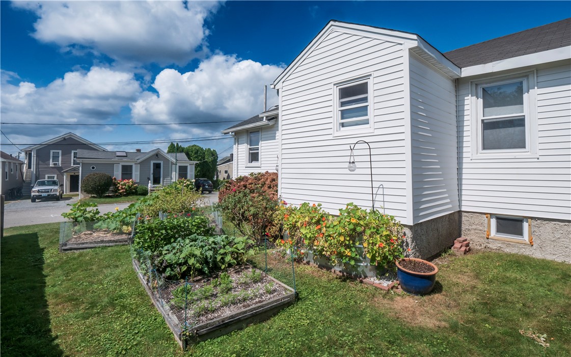 15 Seascape Avenue