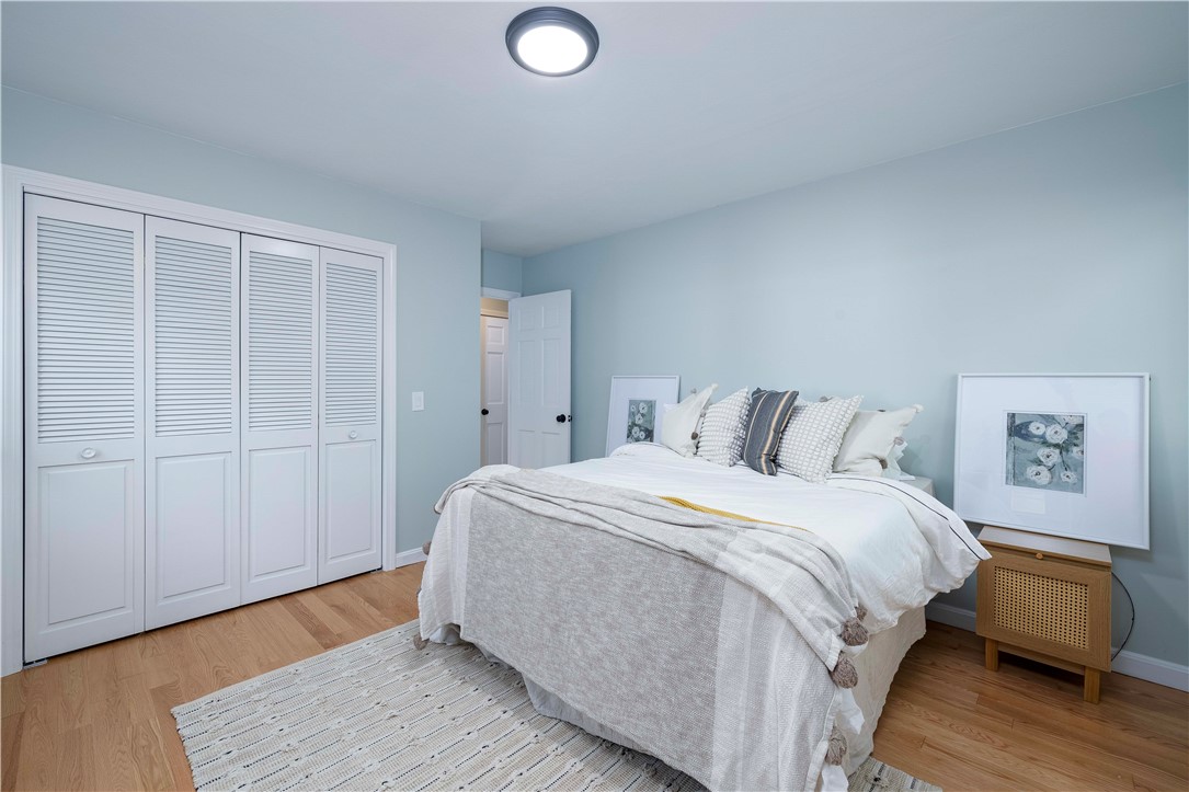 400 COMMONWEALTH Avenue 8