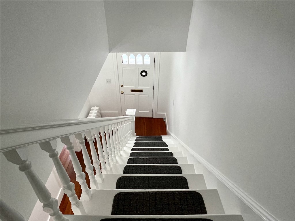12 Lasalle Place
