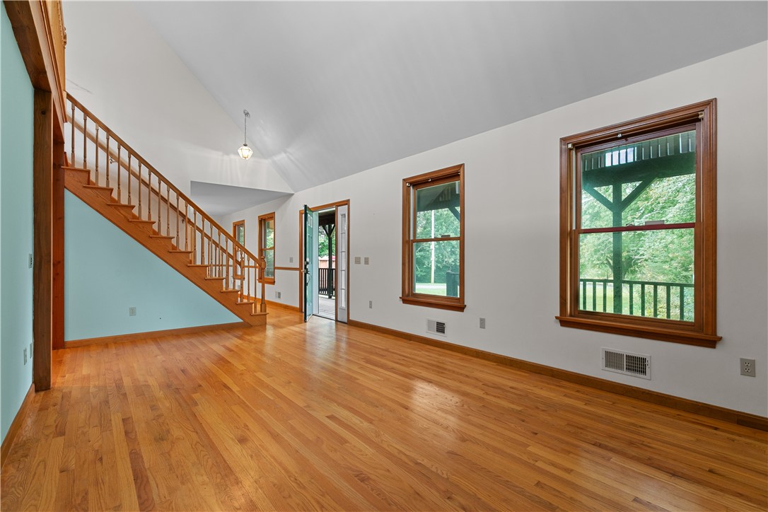 3552 Main Road