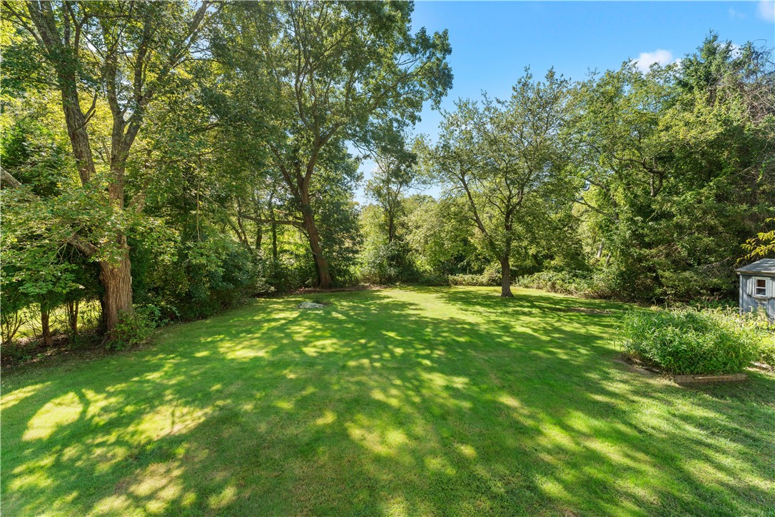 350 Annaquatucket Road