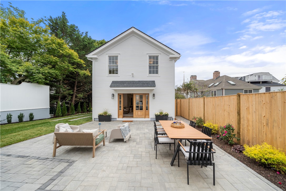 84 Division Street