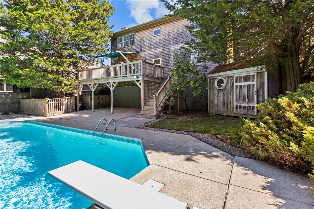 43 Lewis Avenue