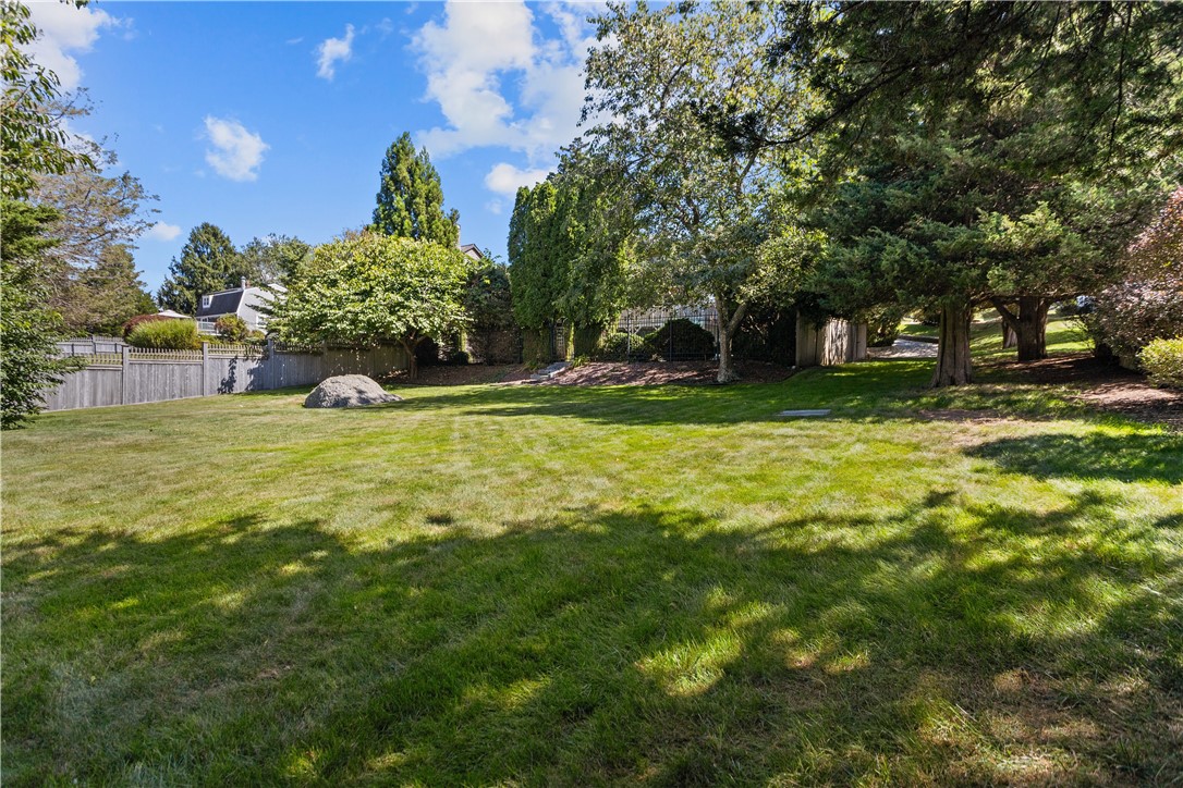 43 Lewis Avenue