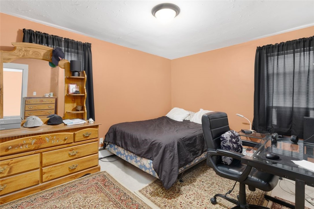 32 Pawtuxet Terrace