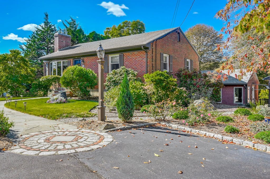 51 Keel Avenue