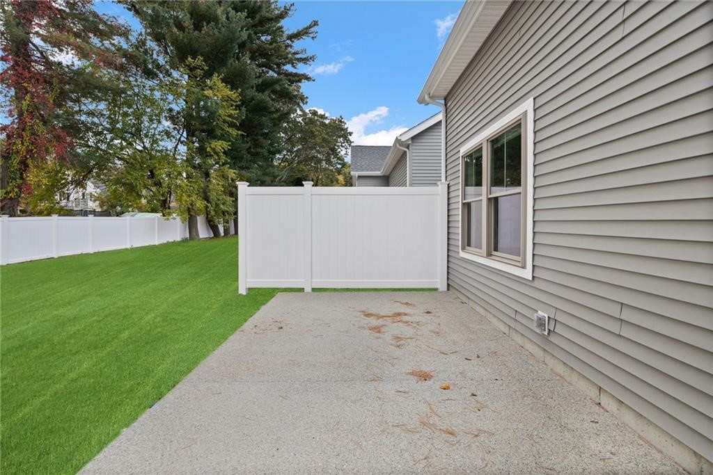 47 West Valley Circle