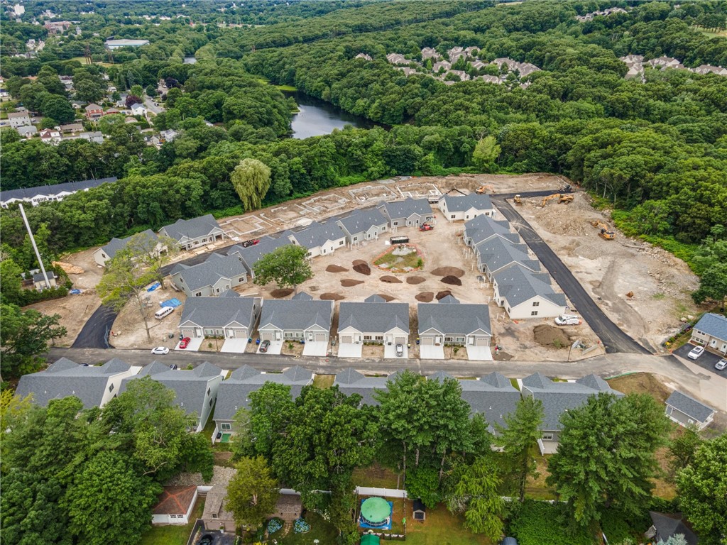 47 West Valley Circle