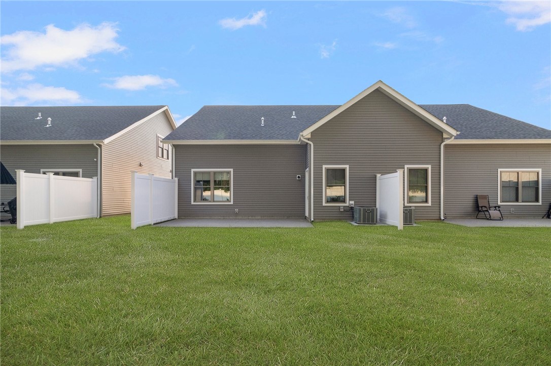 47 West Valley Circle
