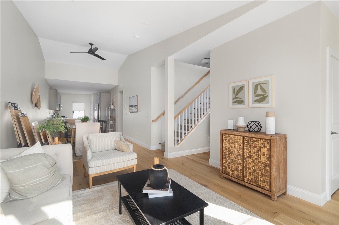 47 West Valley Circle