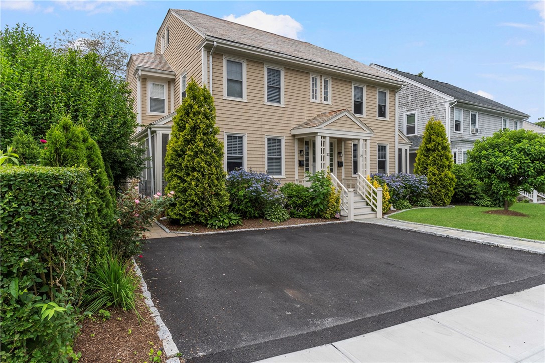 23 Pell Street